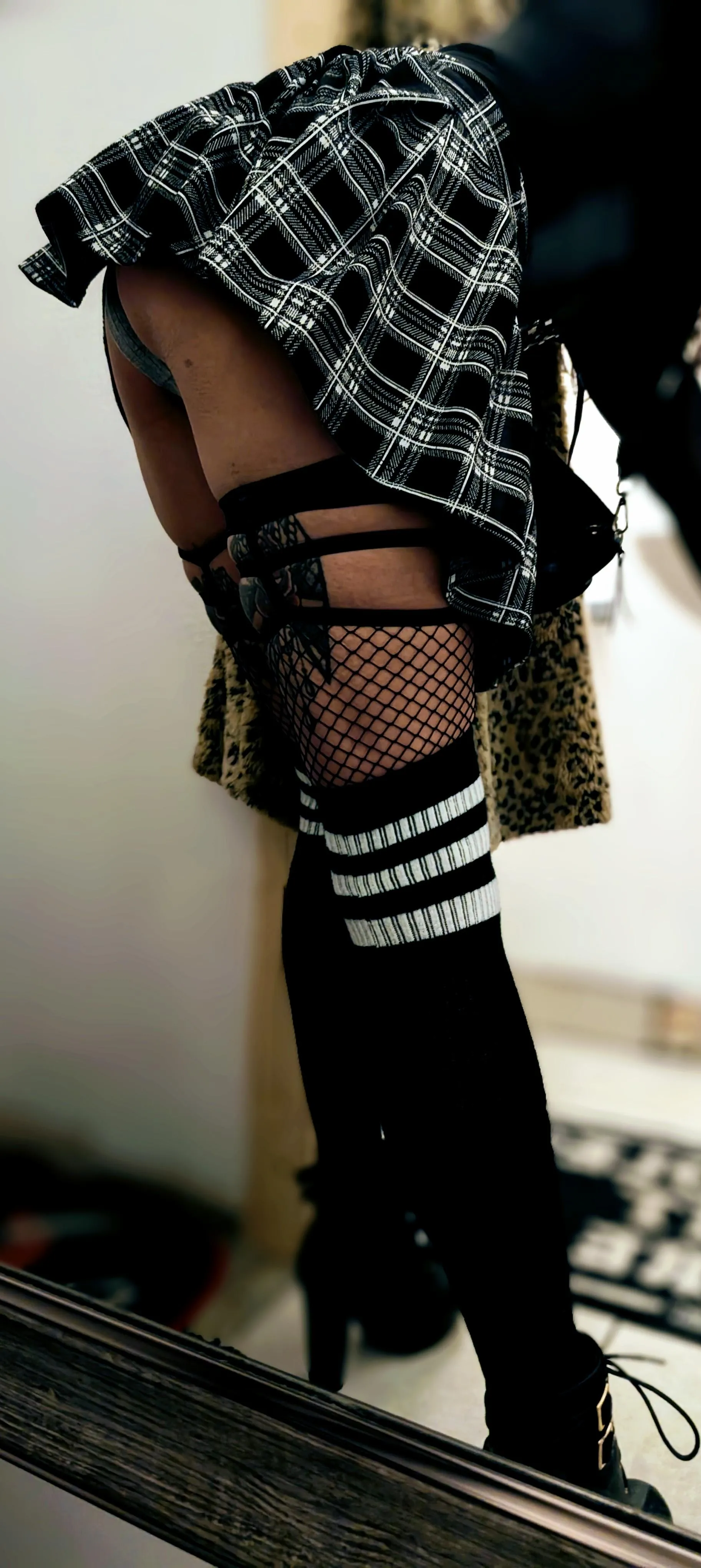 Love bending over for you.