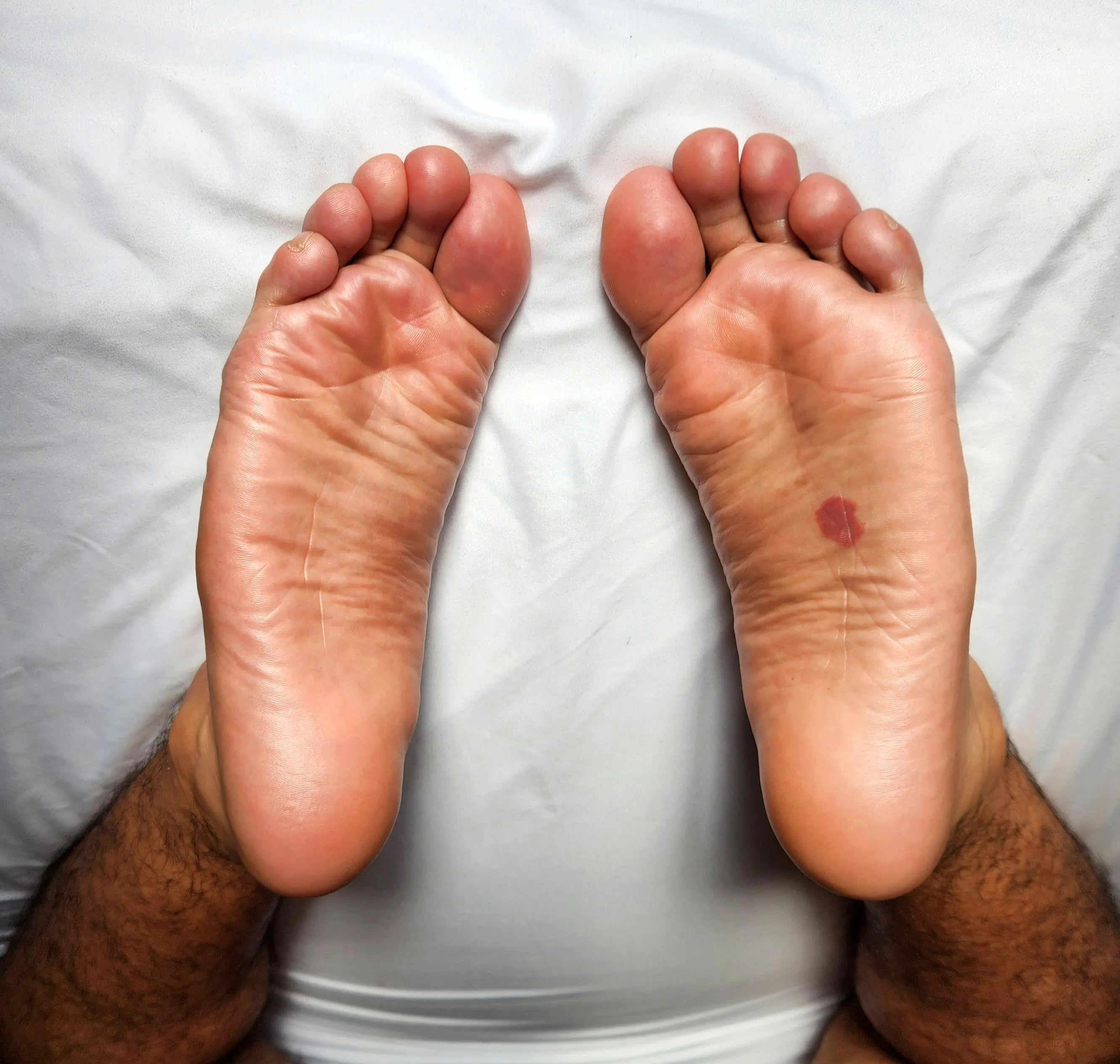 Smell my soles while slowly sucking each toe