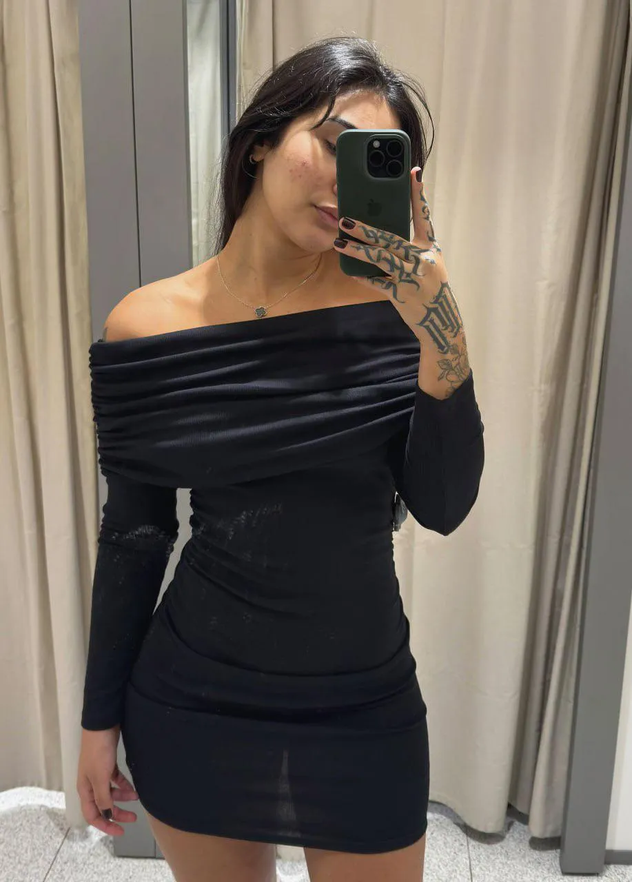 This dress says ‘Good girl’ but my thoughts definitely don’t