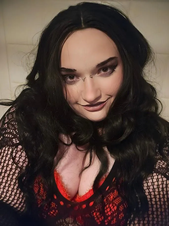 What do you think of my bridge piercing?