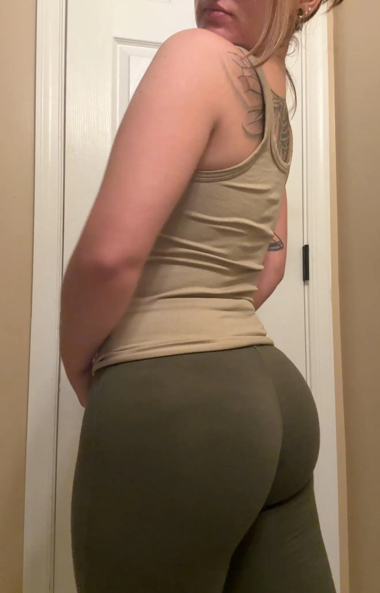 Does my ass look good ?