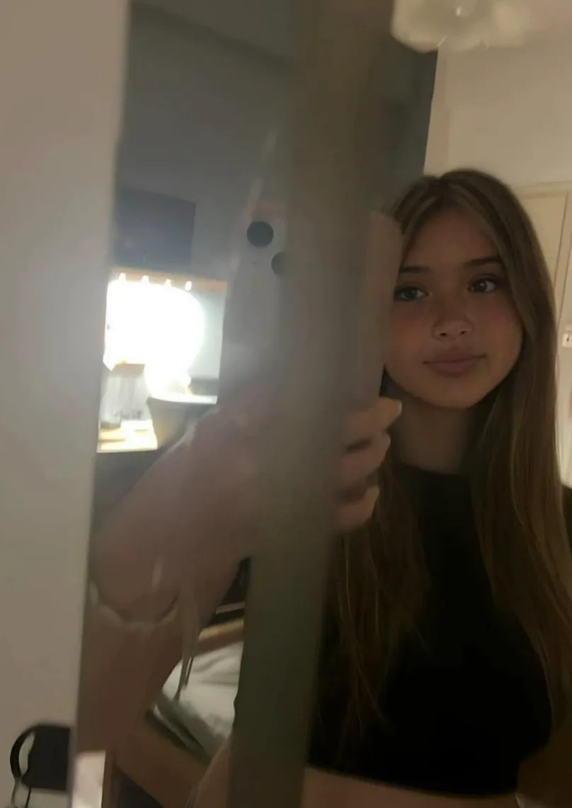 finally turned 18 cant wait to show my fans my kitty!!