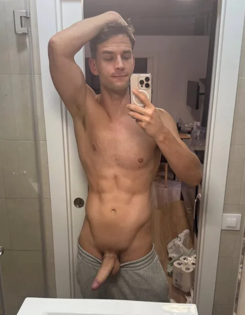 Giving me head👅or giving me tail🍑?