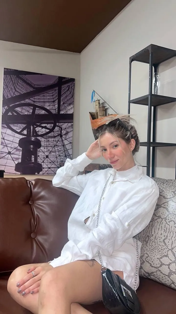 if i was on ur bed rn, what would u do first?