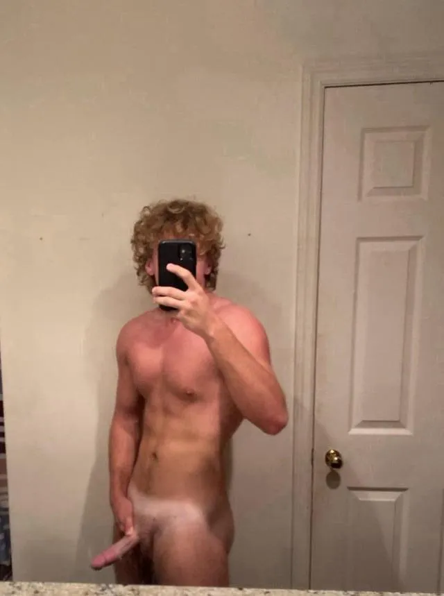 Just trying to forget my ex and seeking female validation! 😒