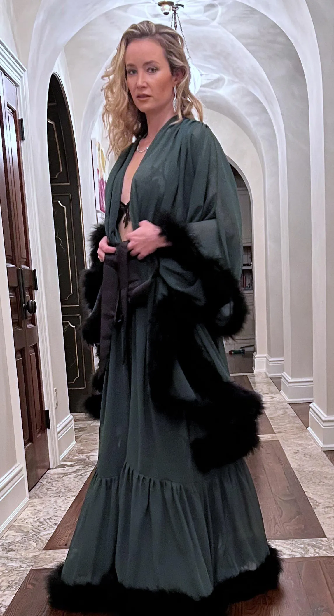 Like my fancy robe?