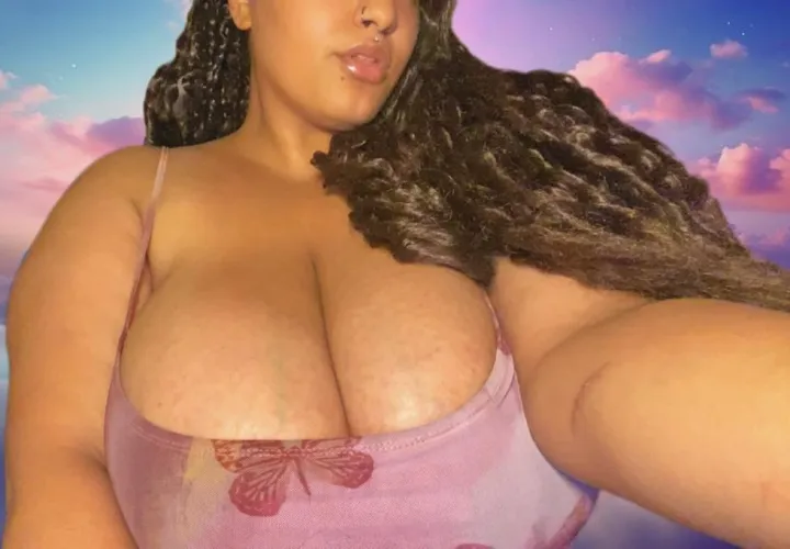 Morning wallet fuck for breakfast ? 😈 Nothing like some bacon while I drain a little piggy… ironic, isn’t it? Beg properly before I turn you into breakfast too 💸💸💸