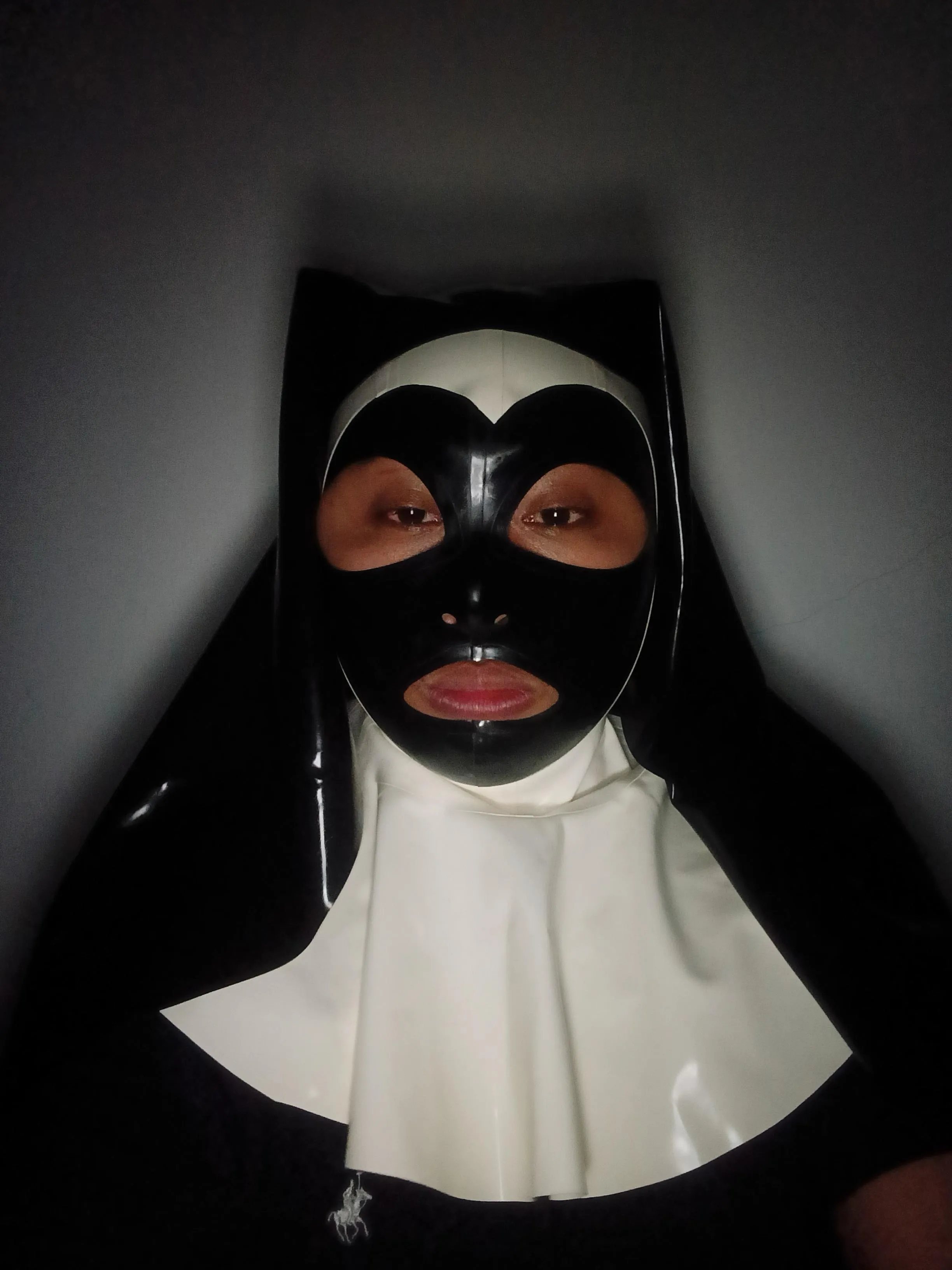 New latex hood