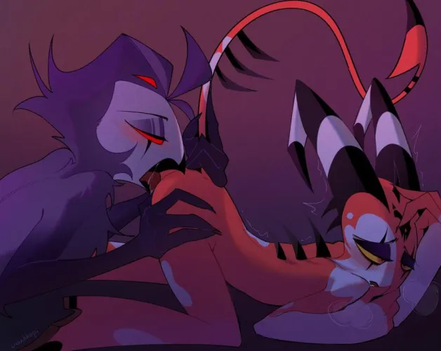 Stolas enjoys his meal (vanhhopint)