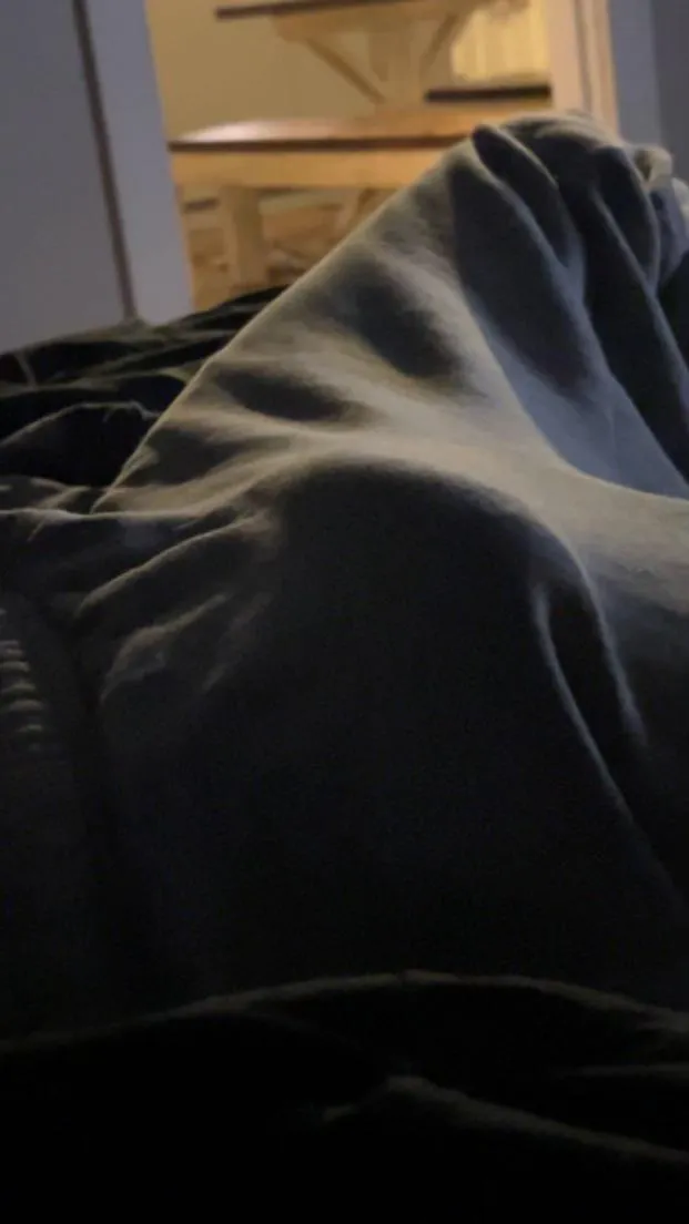 Swollen this evening😈