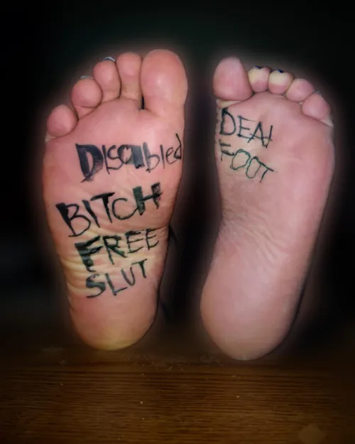 Who else would like to use my soles to describe what I'm? ♥️