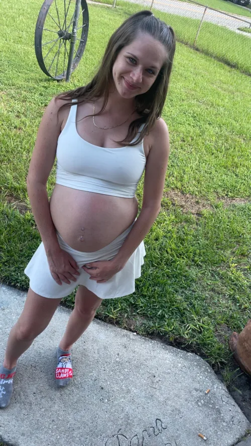 30 weeks pregnant and still your favorite creator hmu for more