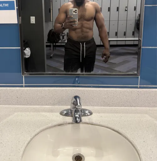 BBC in Laffy looking for couples or single F