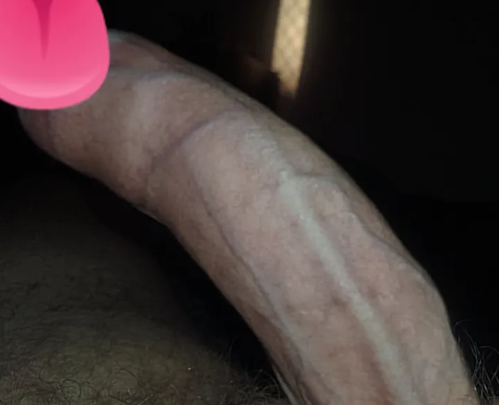 Got cheated on, so I’m cutting the drama and cutting loose. I know how to treat a woman right, I just need someone who wants the same no games, no strings. I’m 27, 6ft, in shape, clean, and straight to the point. Looking for a woman who’s down for 