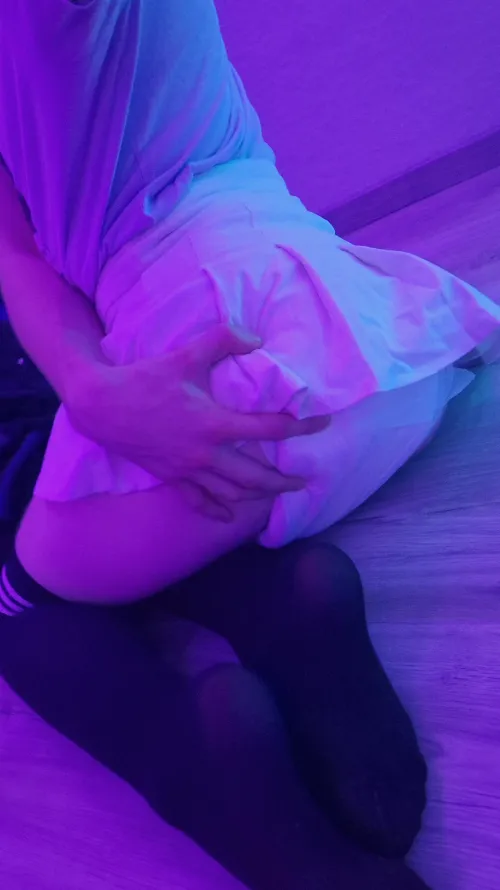 I feel so save and cute in this outfit c: