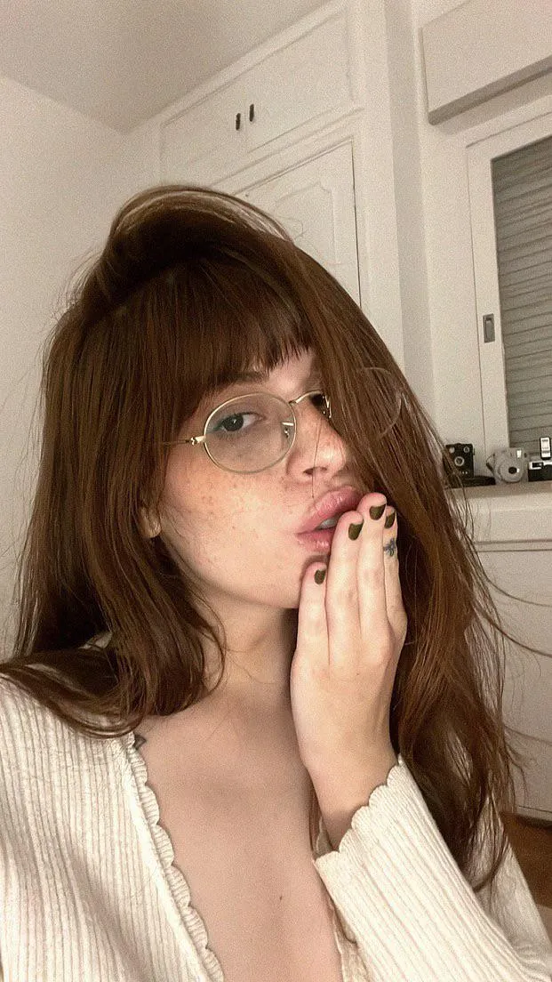 kiss me and find out how sweet temptation tastes