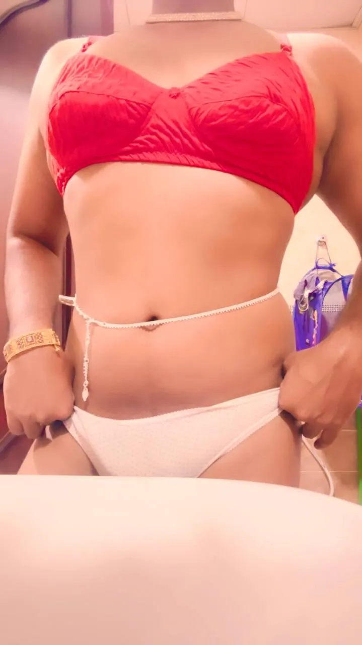 Really old pic I found on my old phone. Let me know if I should upload more of my older photos!!