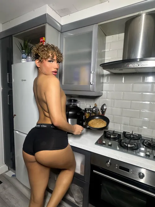 Would you pound if you saw me like this?