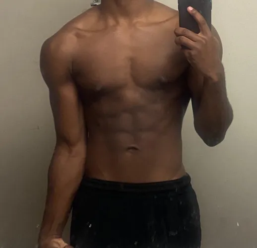 19 [M]4[F] Miami