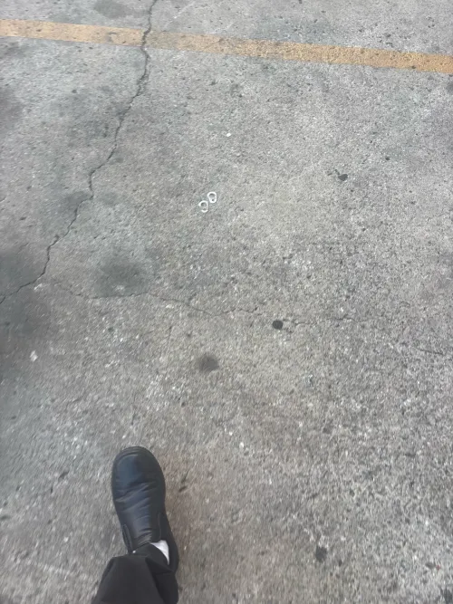 33, slim, curious. Willing to try something small, maybe. In Nashville tonight.