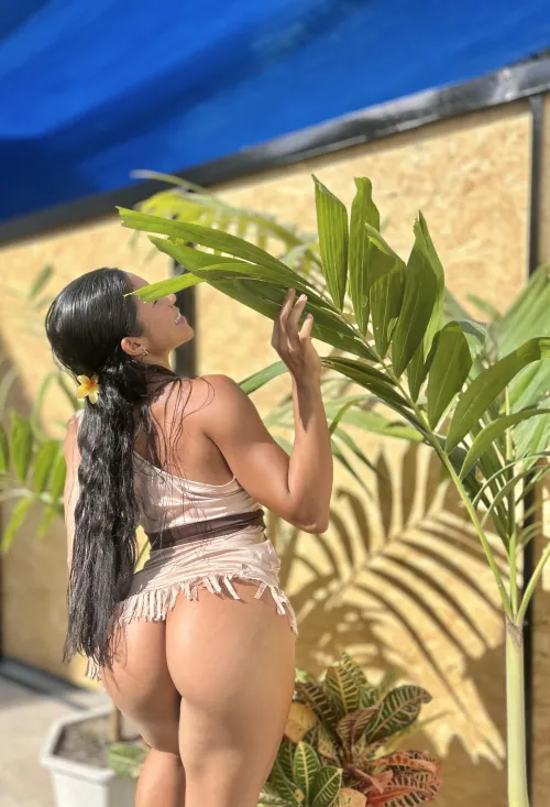 Do you like my Pocahontas fit