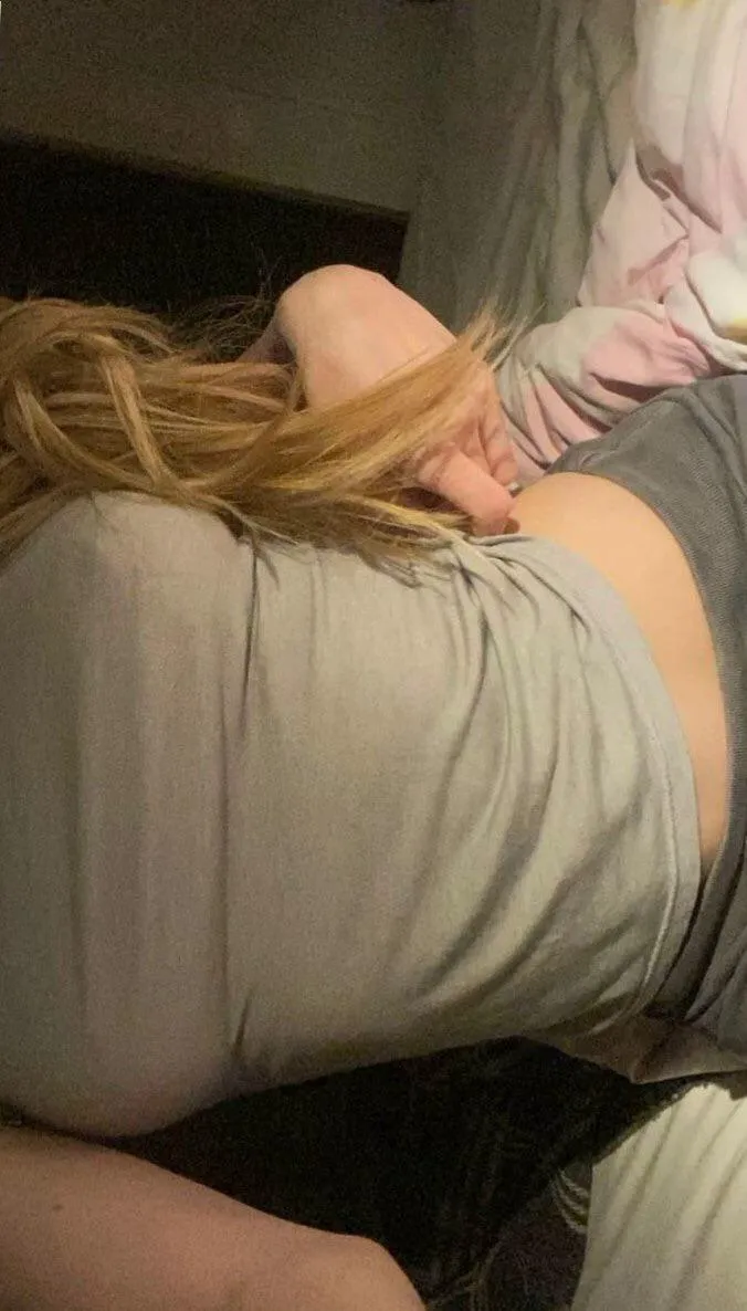 due for a creampie 🙈