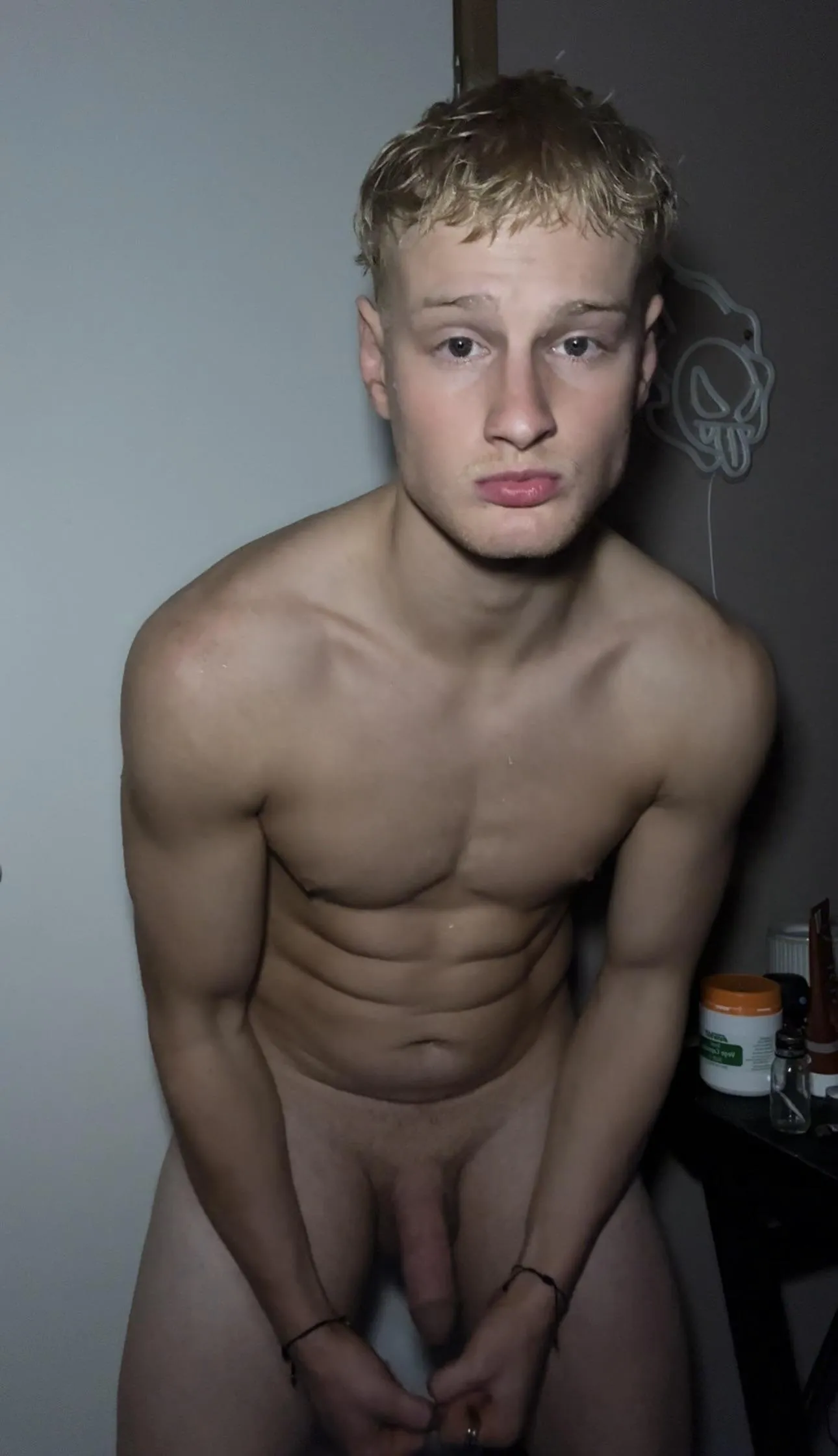 face card or cock hard?