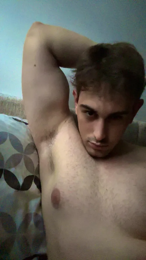 Imagining your tongue in my pits makes me excited