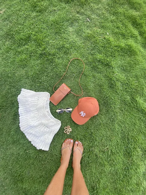 Wanna go on a picnic this weekend with me?