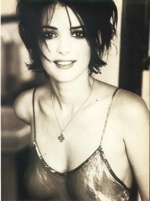 Winona Ryder November 1989