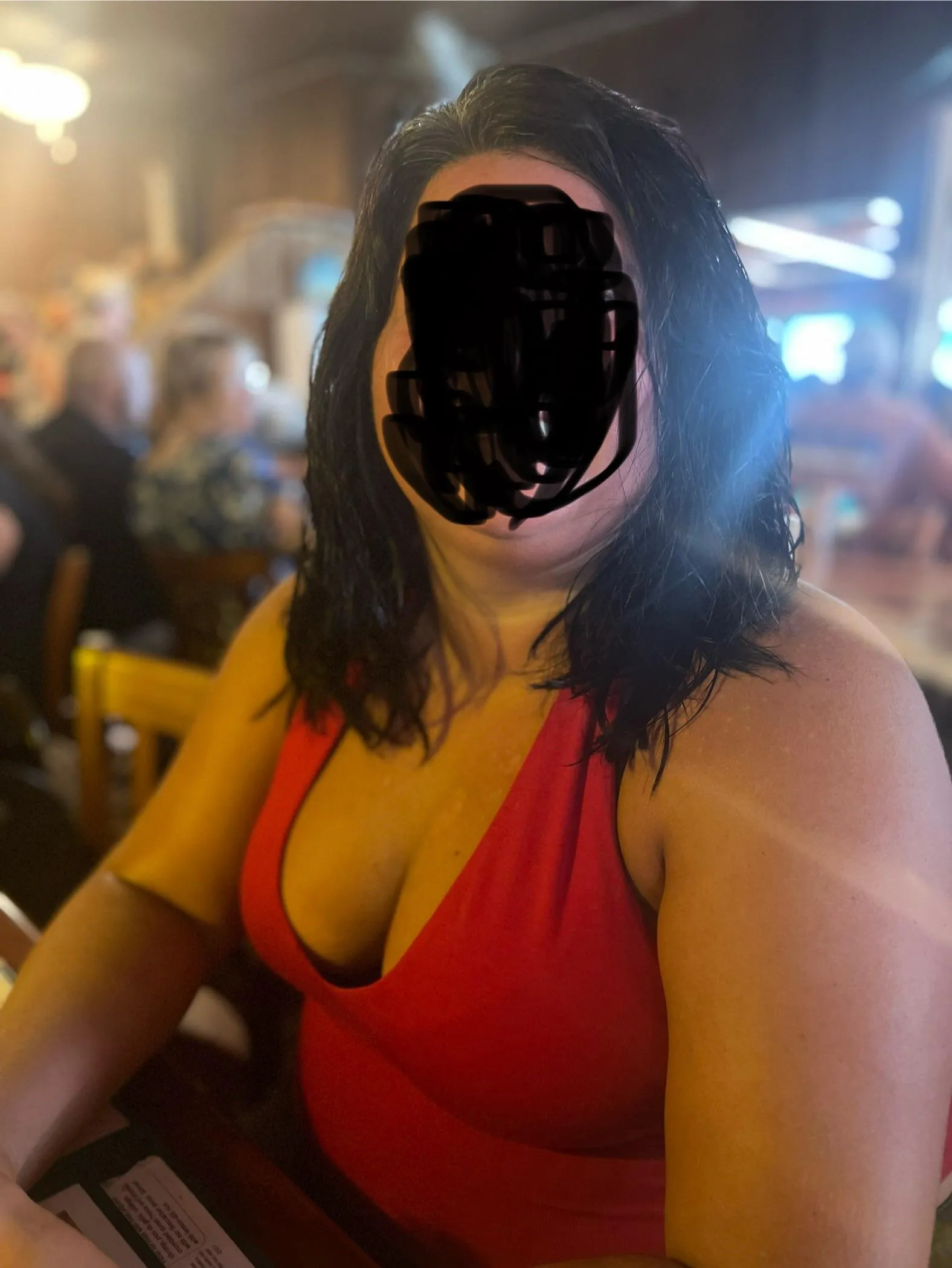 HOTWIFE LOOKING 👀