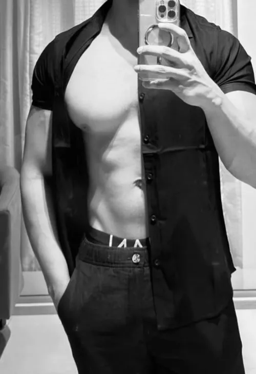 Looking for a Female to be Fwbs..