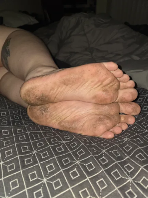 My wife's dirty soles waiting to be cleaned. Size 9 Texas