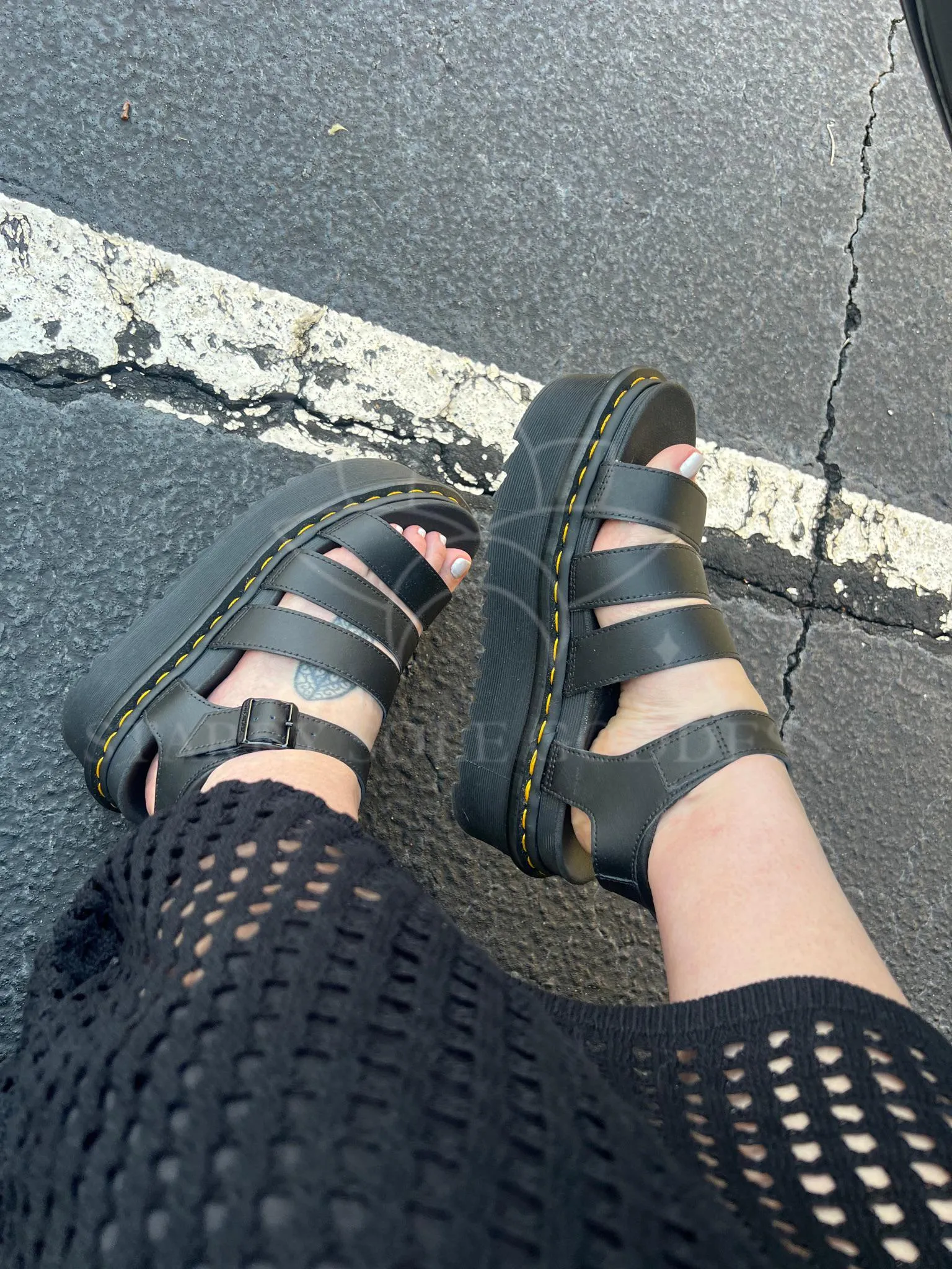 Not quite boot season yet… but my 2-inch platform DMs are still perfect for making wallets and balls ache 😈🩷