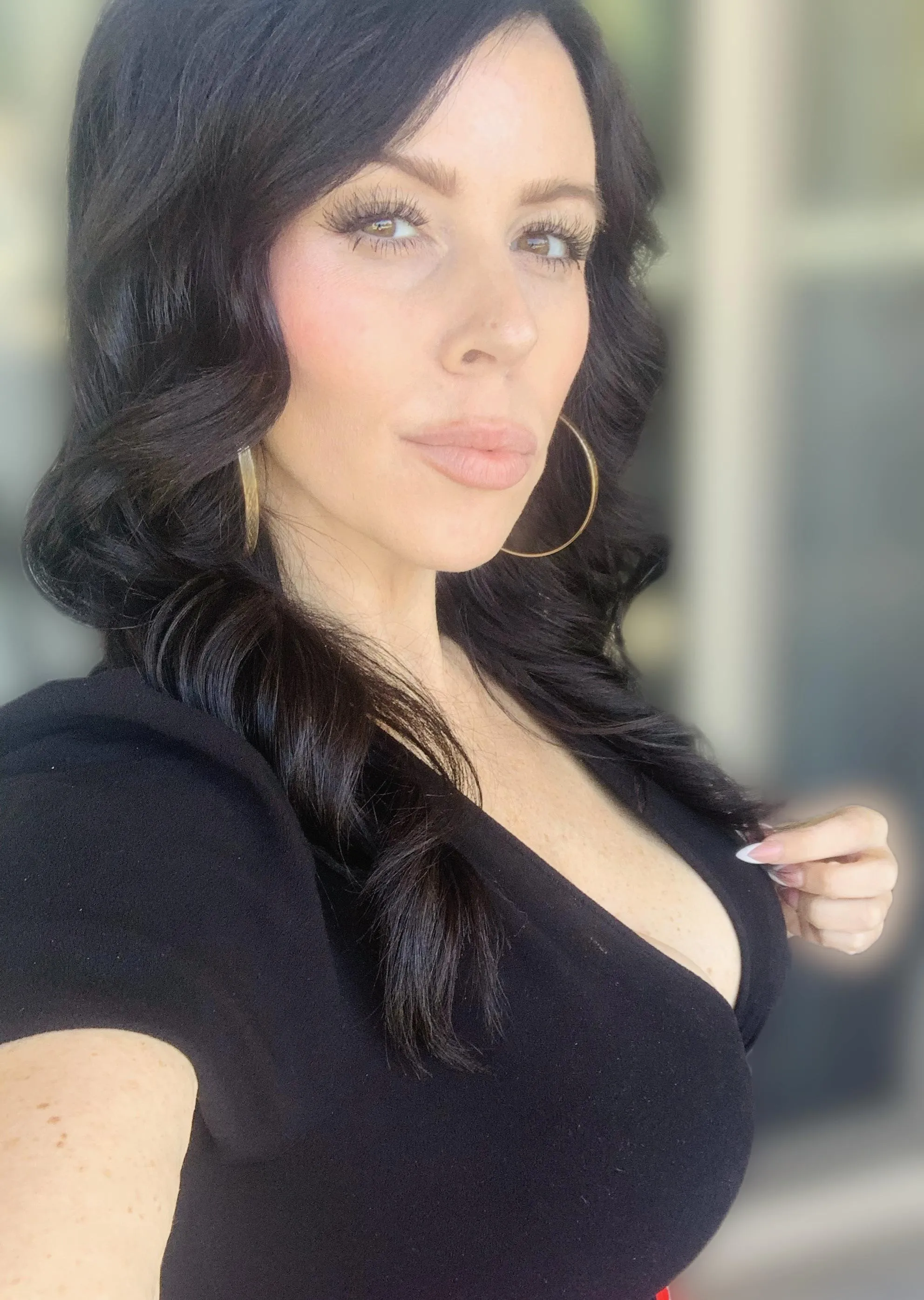 one glance & i suddenly have your entire savings;)