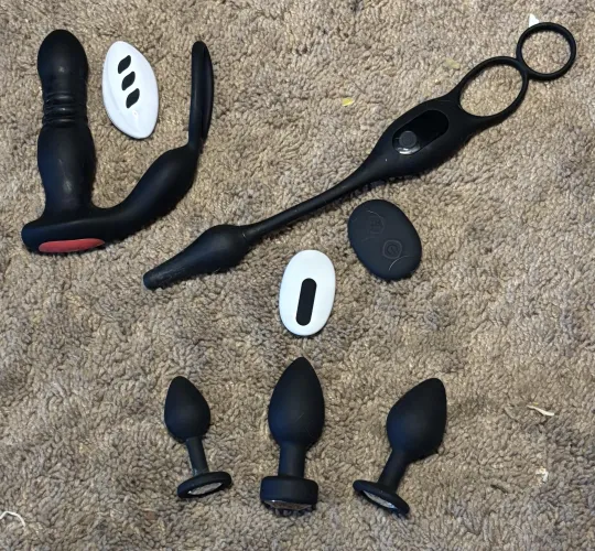 A veritable anal arsenal!