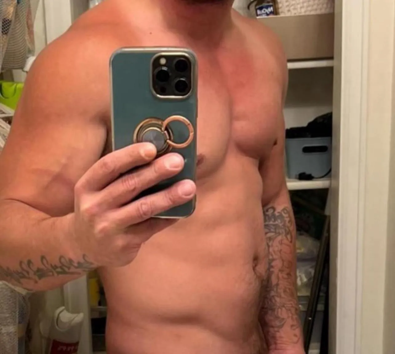 Any couples near canon?(37)