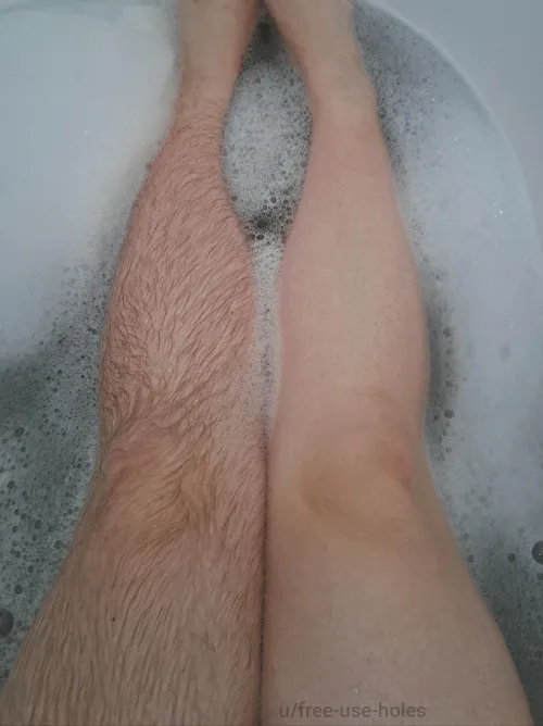 first time shaving my legs in... I don't even know how long, probably since before I came out 🙈 I feel so smooth and girly