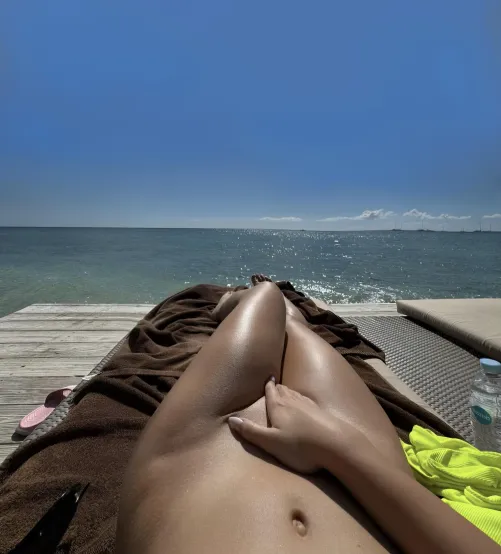 Hot photo from the beach