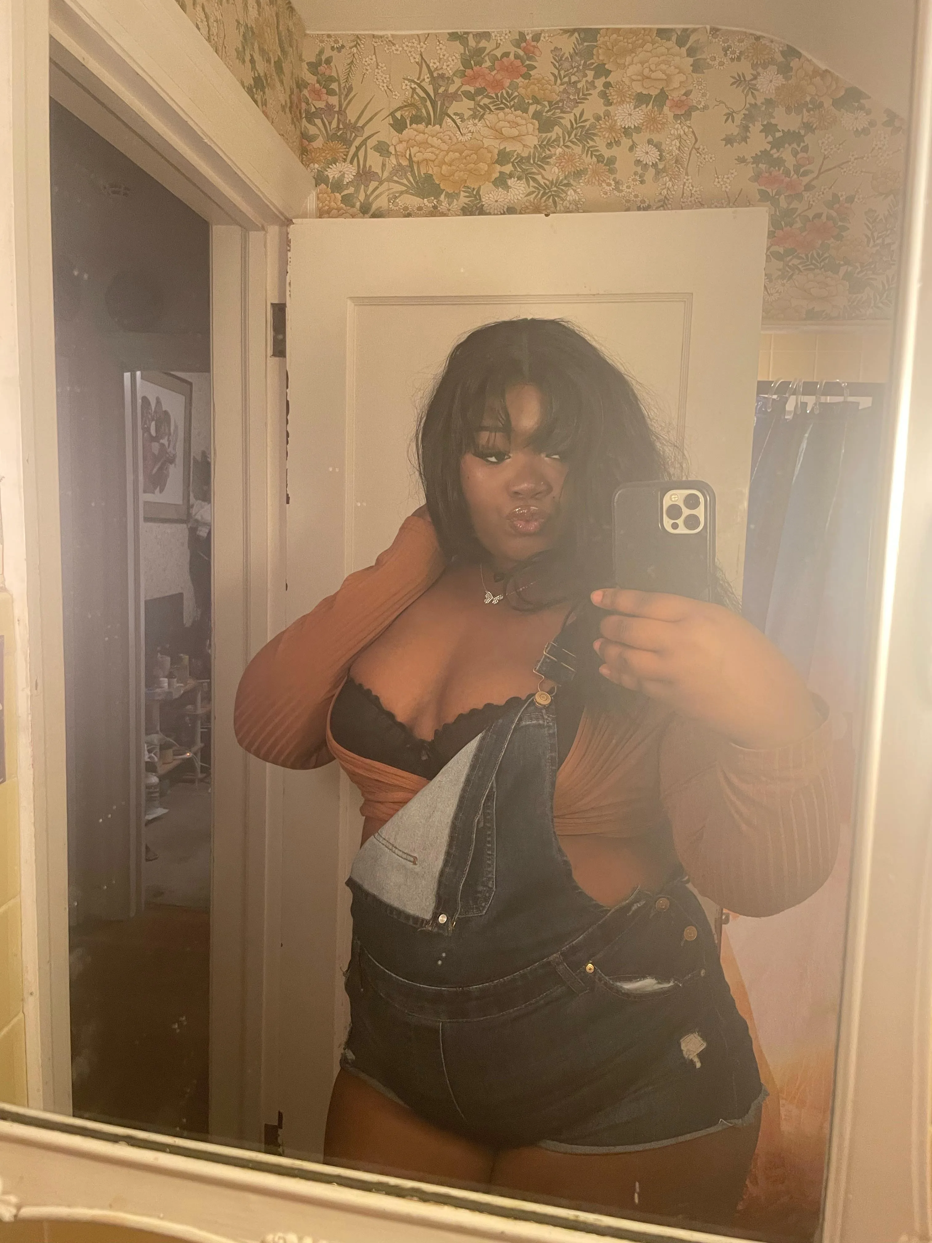 i’m feeling a humiliation session and you’re my next victim 🥰