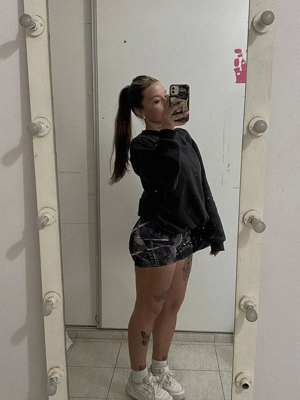 my gains look good in this post work out pic, dont they