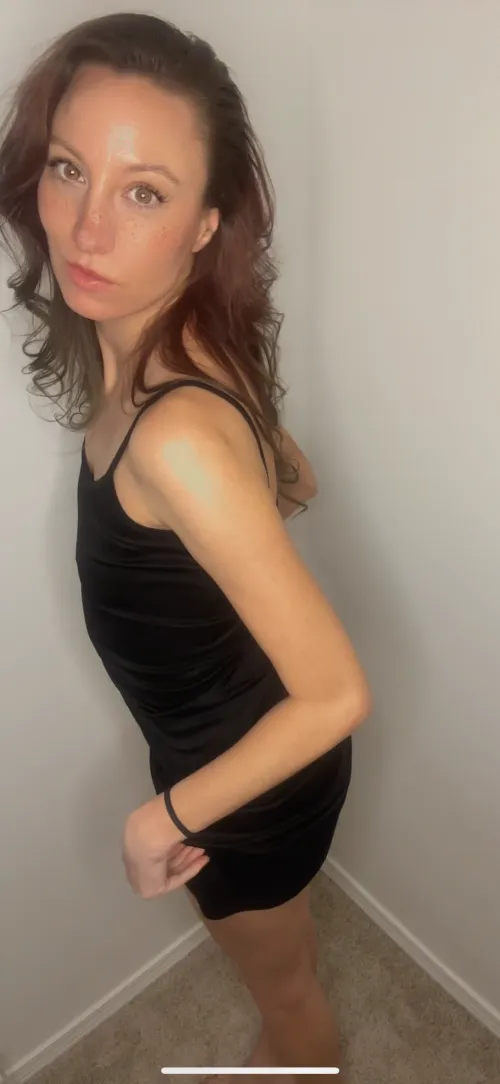 Say hi if your penis is longer than 4 inches ☺️