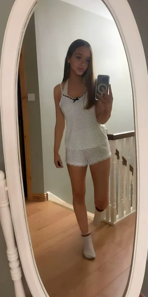 Say yes if your from Texas, I’ll send you my nudies