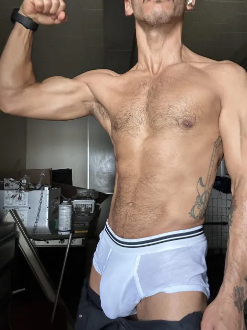 [Selling][USA][$40USD] Sweaty raw, musky underwear from a hard gym session, then worn all day at work. Dm me now