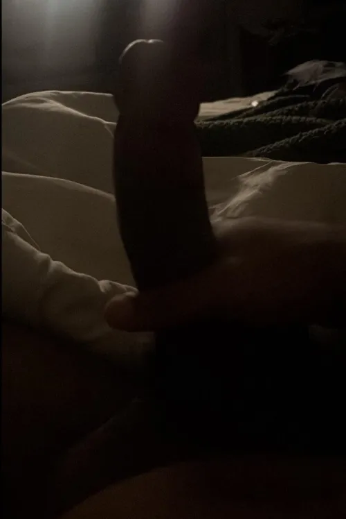 Up late night😭 like bbc? 😏6’1 (20)bbc In Fenton(will travel around)M4F