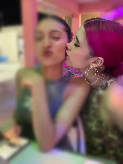 Who's gonna pay for this girls weekend? Beg for it🥱