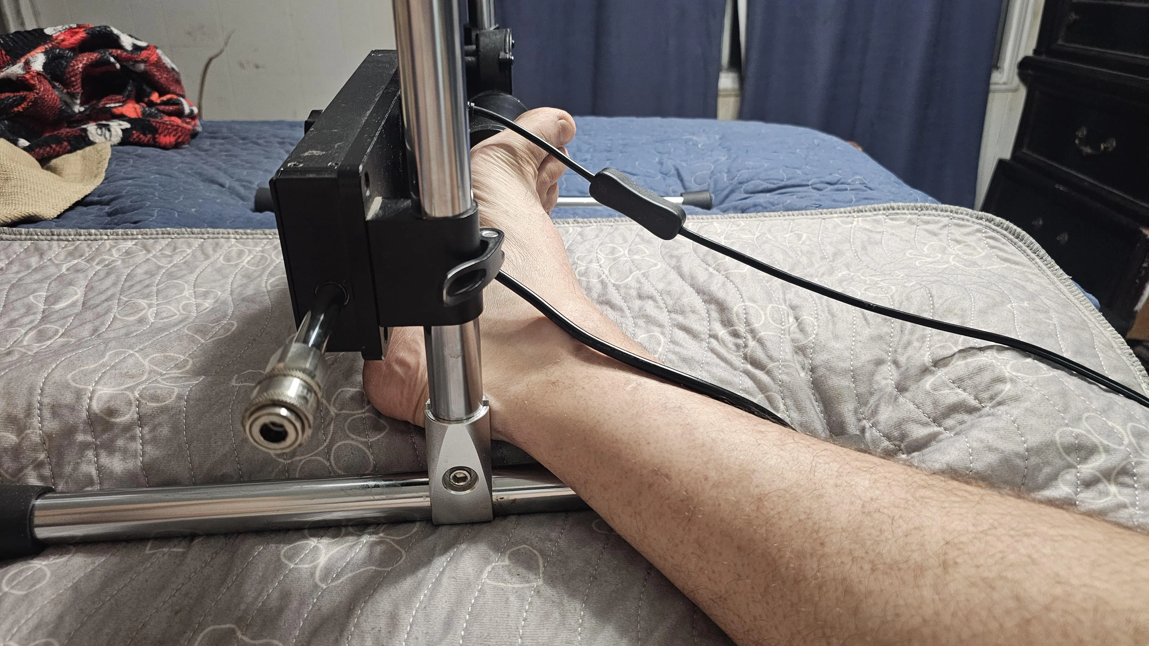 Hismith wide base and side control