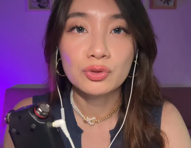 Lin Mic Sucking ASMR ⭐️⭐️⭐️ This was good however it was just a lot of start and stop so it ruins my enjoyment of it. I didn't expect her to put the mouth thing she was using in her mouth to suck on it. I like her whispering and nail tapping