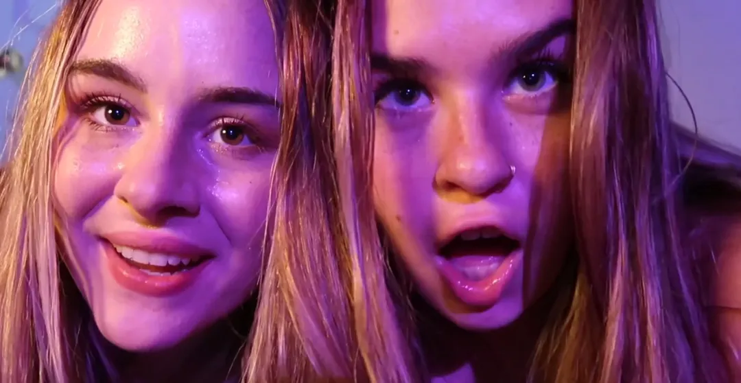 Maddiebubz X Zoeyuso Dangerous Butt Duo's ⭐️⭐️⭐️⭐️⭐️ Incredible vid! These girls together are dangerous. They are very similar, both great personalities and similar bodies They dildo there butts together after taking out there matchi