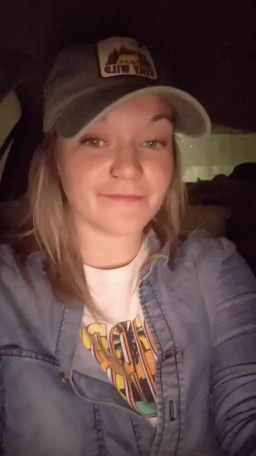 arrow up and say yes, ill share my nudes instant, first 25